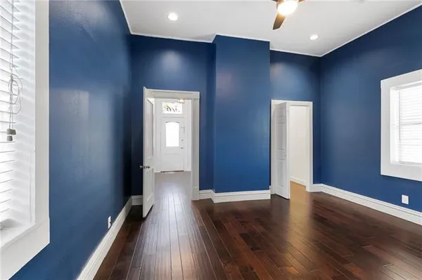 $2,200 | 516 Derbigny Street, Gretna, LA 70053