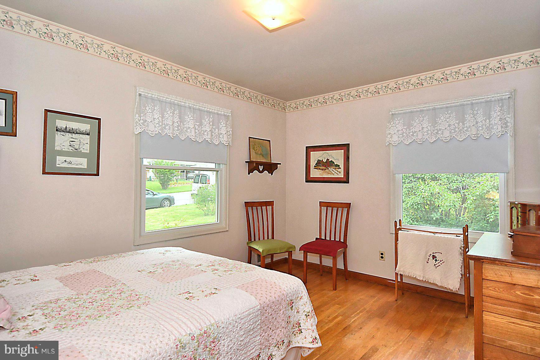 205 Oakton Road Gaithersburg, MD 20877 - Photo 13 of 28 Bedroom
