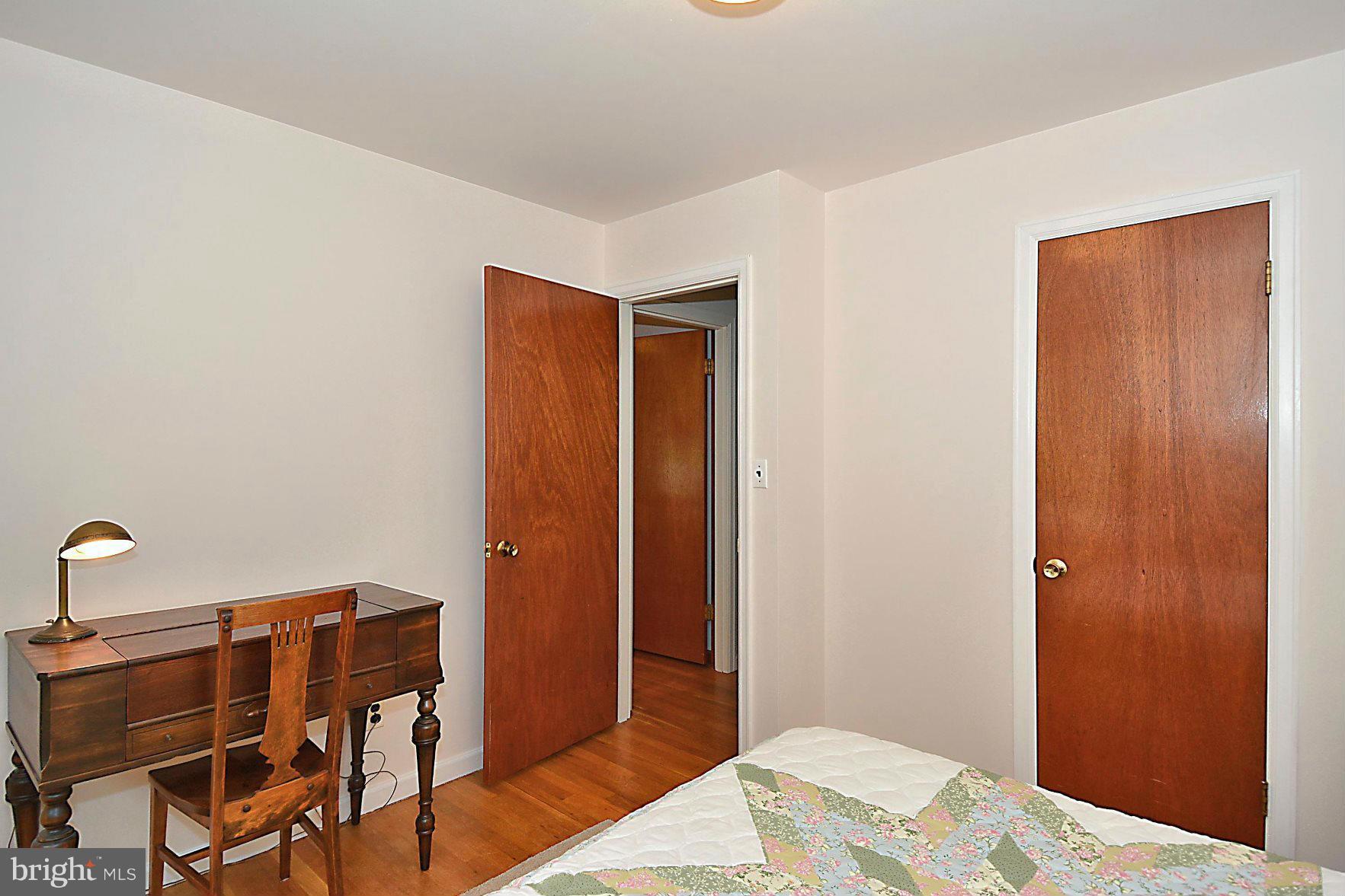 205 Oakton Road Gaithersburg, MD 20877 - Photo 14 of 28 Bedroom