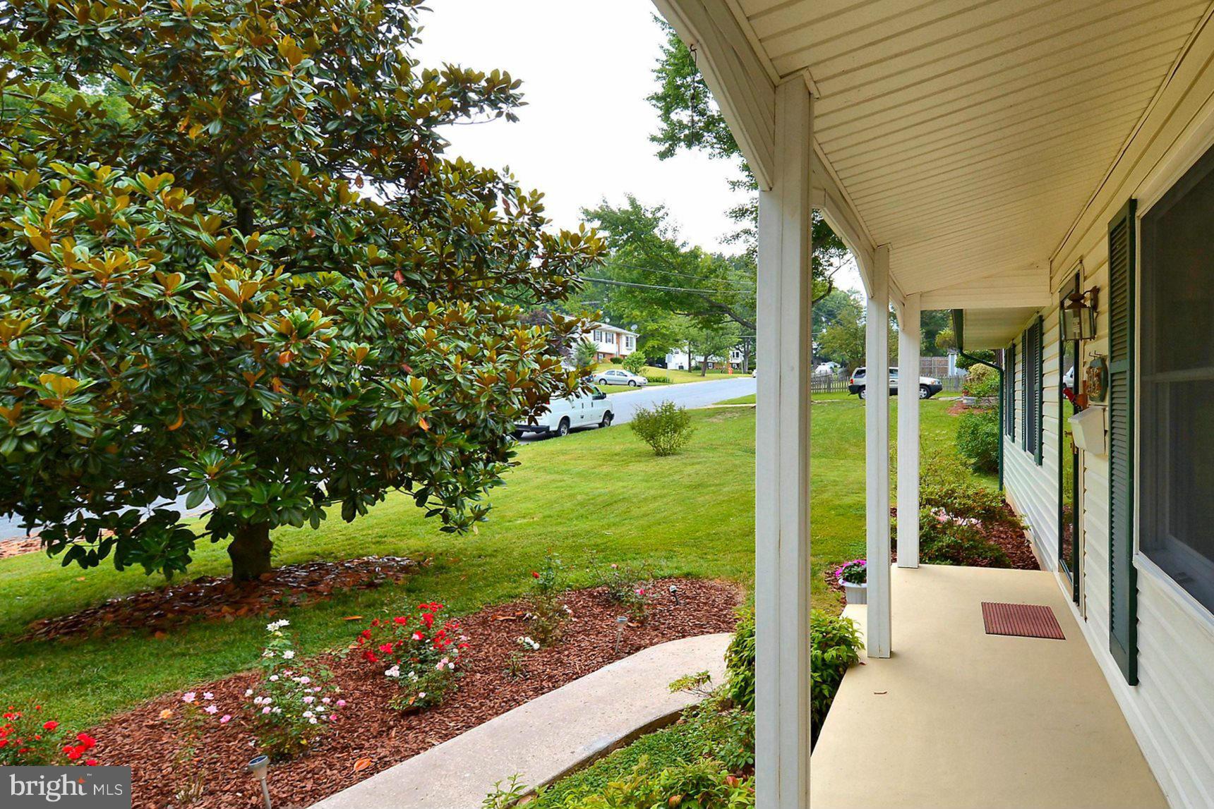 205 Oakton Road Gaithersburg, MD 20877 - Photo 21 of 28 Exterior (General)