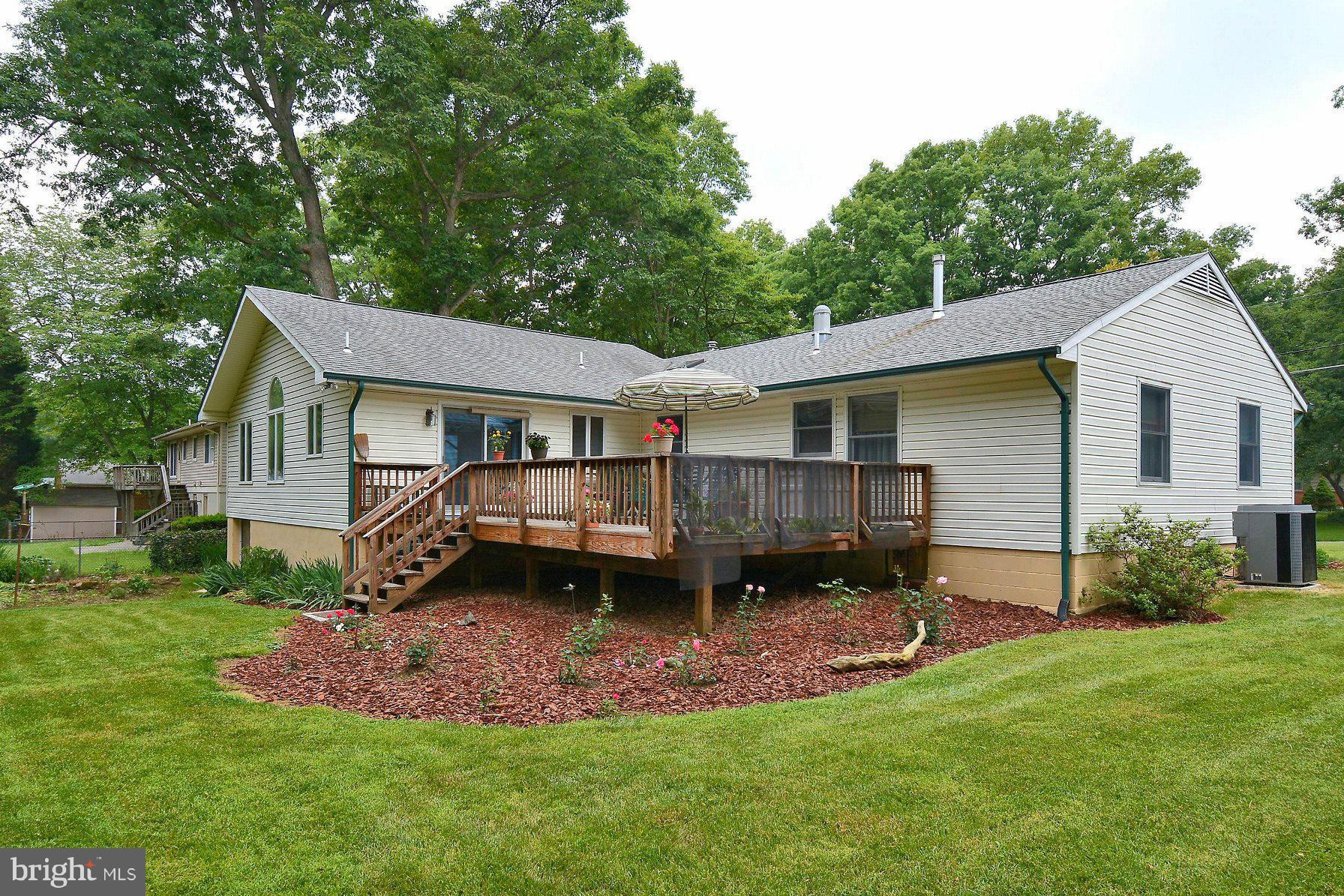 205 Oakton Road Gaithersburg, MD 20877 - Photo 23 of 28 Exterior (General)