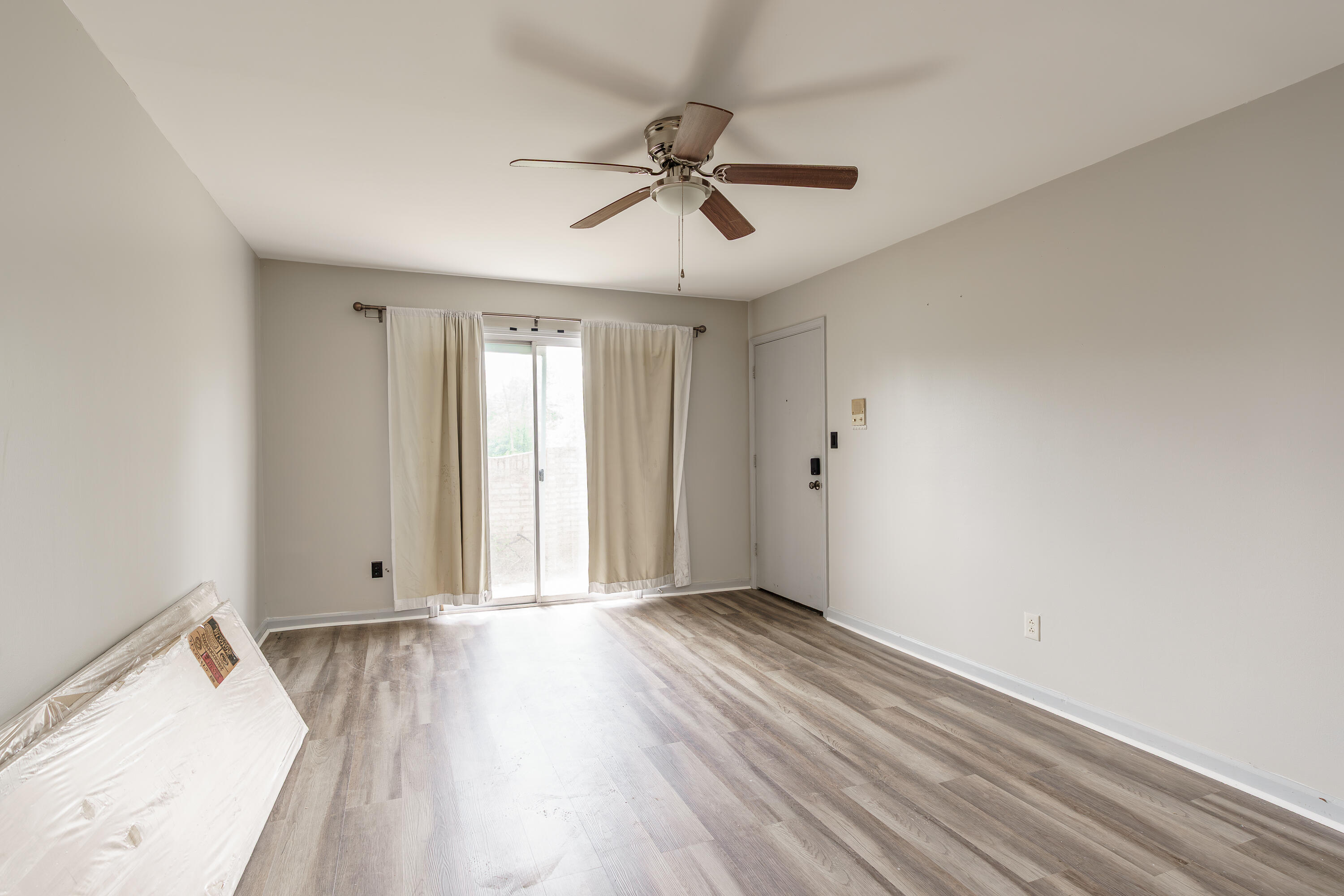 1092 Armstrong Mill Road, Unit A Lexington, KY 40517 - Photo 4 of 16 1 (4 of 16)