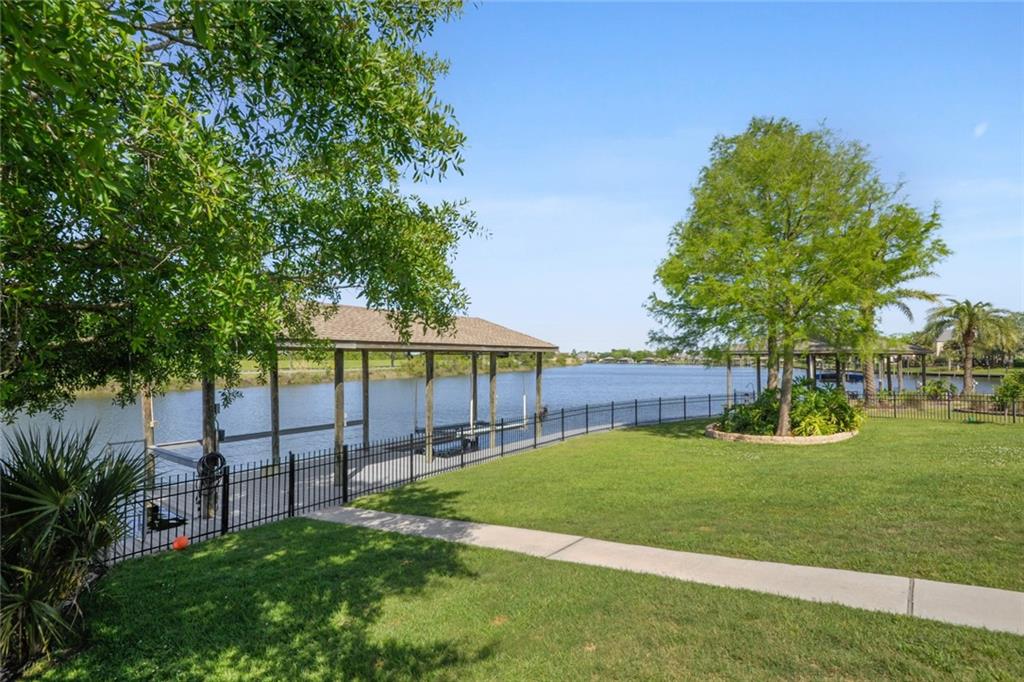 137 Lighthouse Point Slidell, LA 70458 - Photo 21 of 28 Gallery Image 21