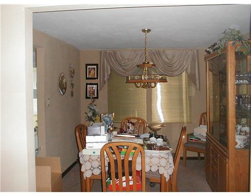 1046 Harvard Road Monroeville, PA 15146 - Photo 3 of 5 Dining Room.