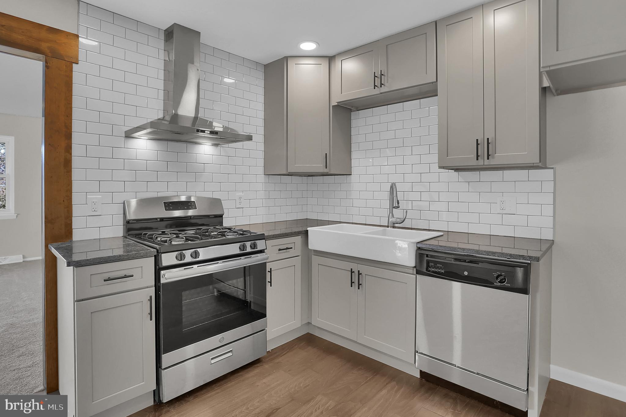 115 Scott Street Hanover, PA 17331 - Photo 2 of 10 Gallery Image 2