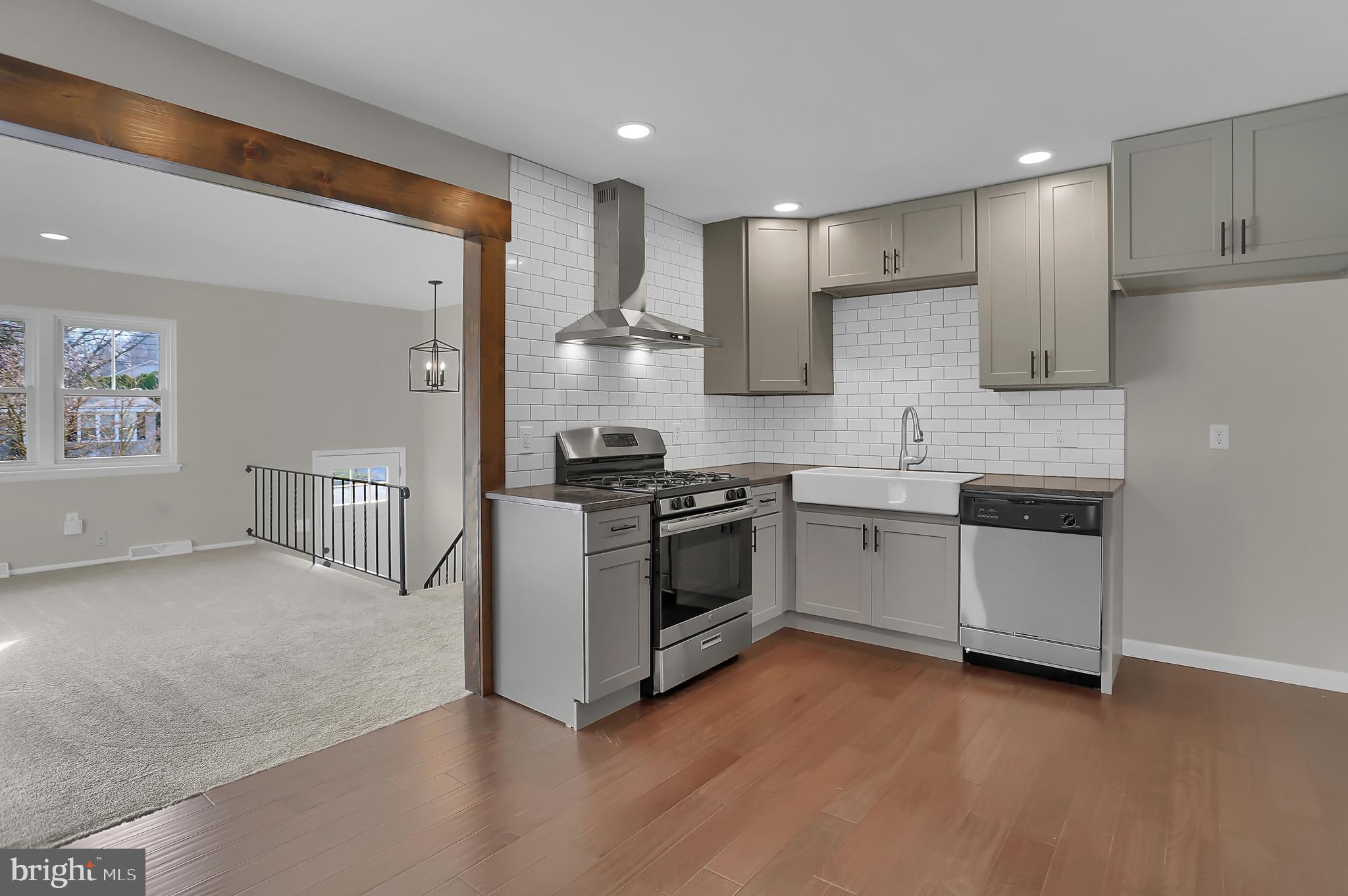 115 Scott Street Hanover, PA 17331 - Photo 3 of 10 Gallery Image 3
