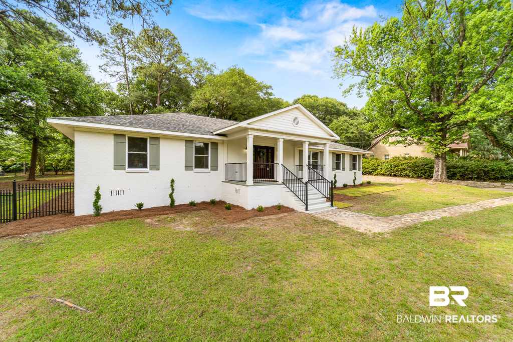 3901 Montclaire Way Mobile, AL 36609 - Photo 5 of 35