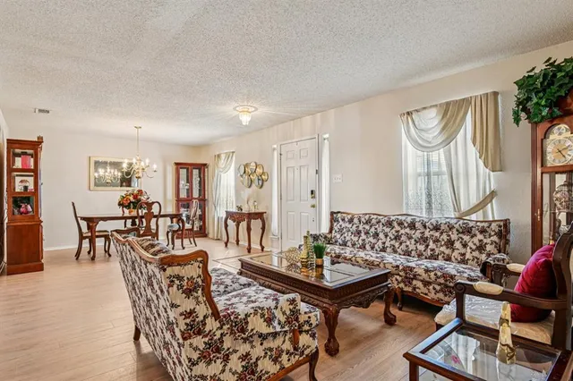 $280,000 | 3204 Pecan Crossing, Mesquite, TX 75181