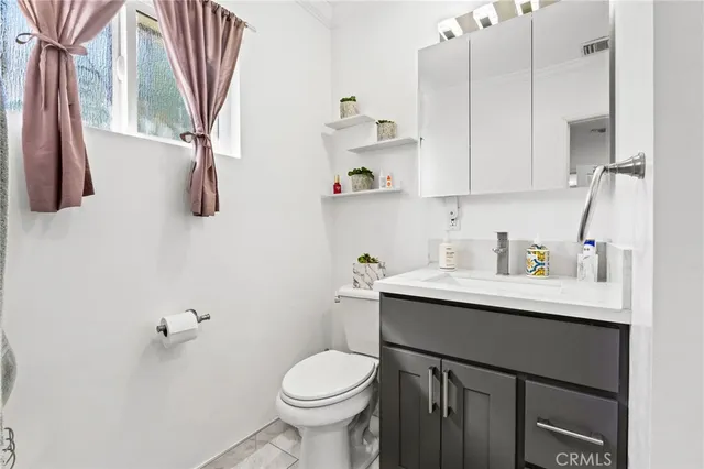 $764,999 | 14870 Hubbard Street, Sylmar, CA 91342