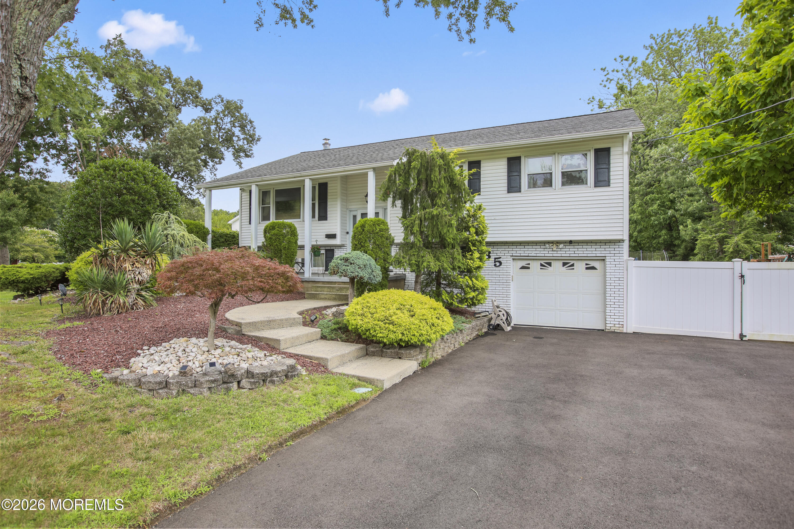 35 Chesapeake Road Manalapan, NJ 07726 - Photo 24 of 46 35 Chesapeake Road