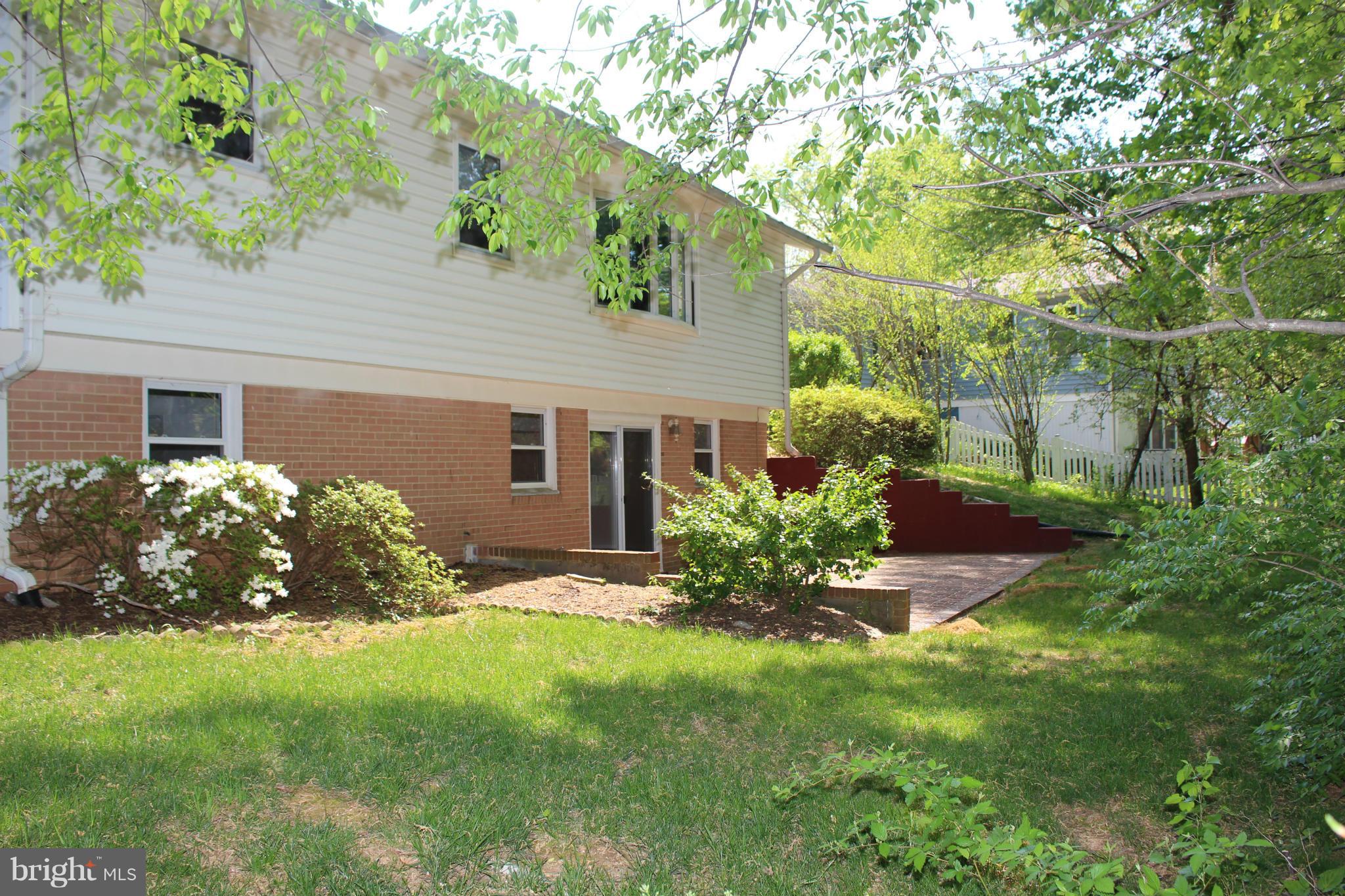 6218 Tyner Street Springfield, VA 22152 - Photo 26 of 30 Lovely land and hardscaping