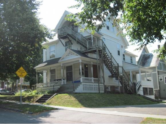 203 Maple Street Burlington, VT 05401 - Photo 1 of 1 Gallery Image 1