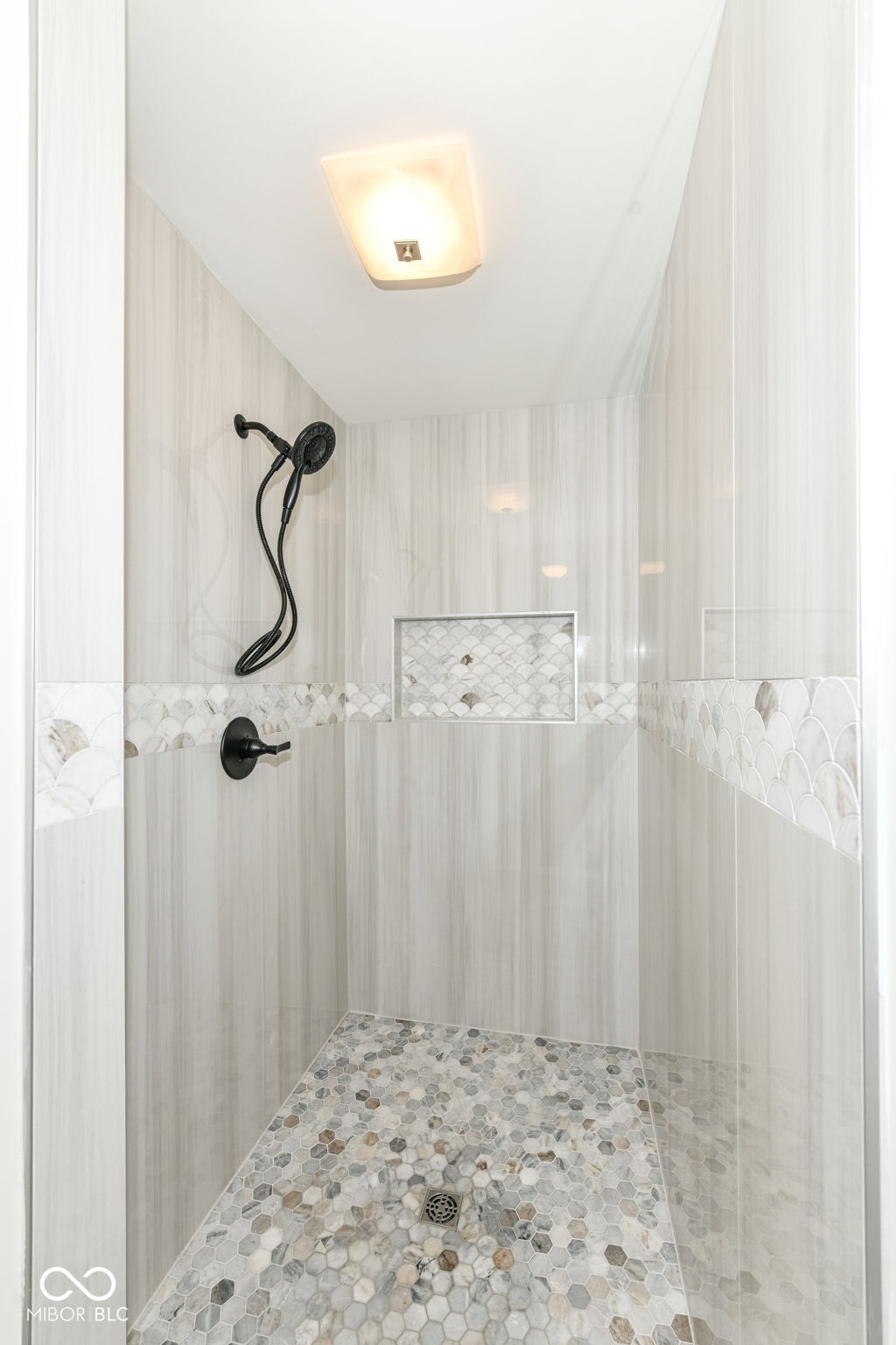 2718 Boulevard Place Indianapolis, IN 46208 - Photo 18 of 45