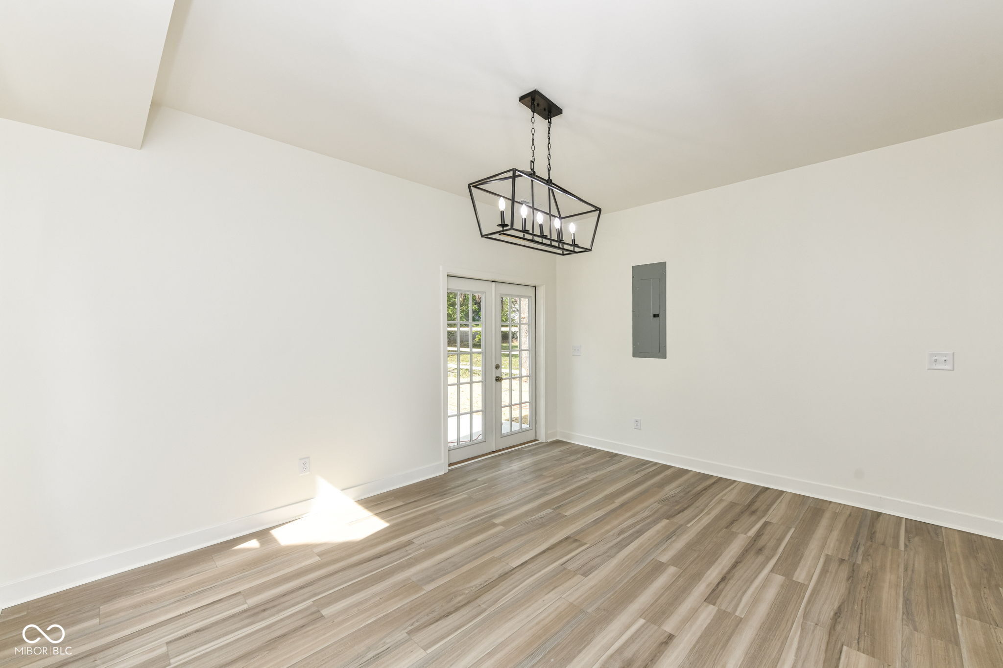 2718 Boulevard Place Indianapolis, IN 46208 - Photo 28 of 45