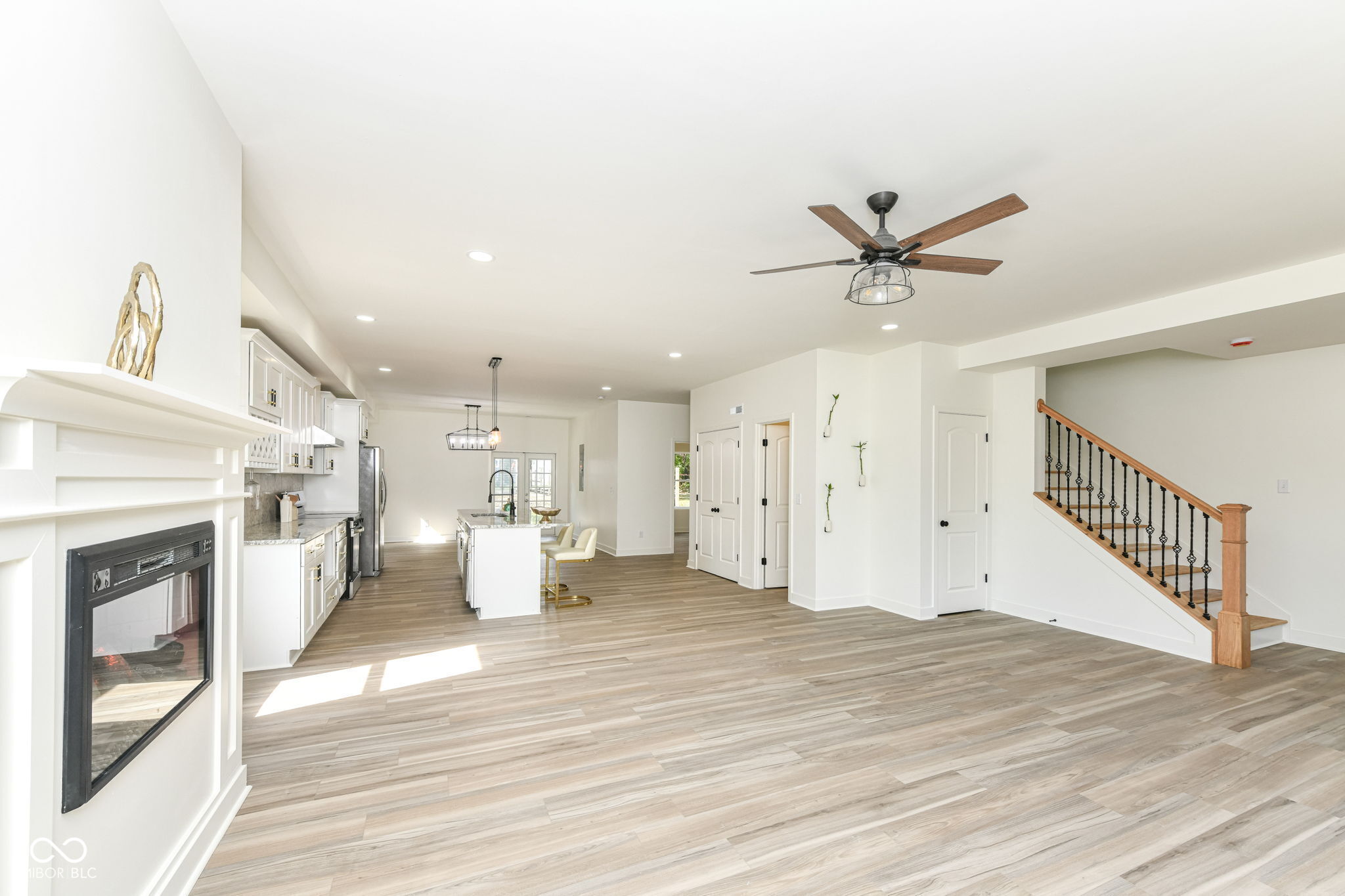 2718 Boulevard Place Indianapolis, IN 46208 - Photo 6 of 45