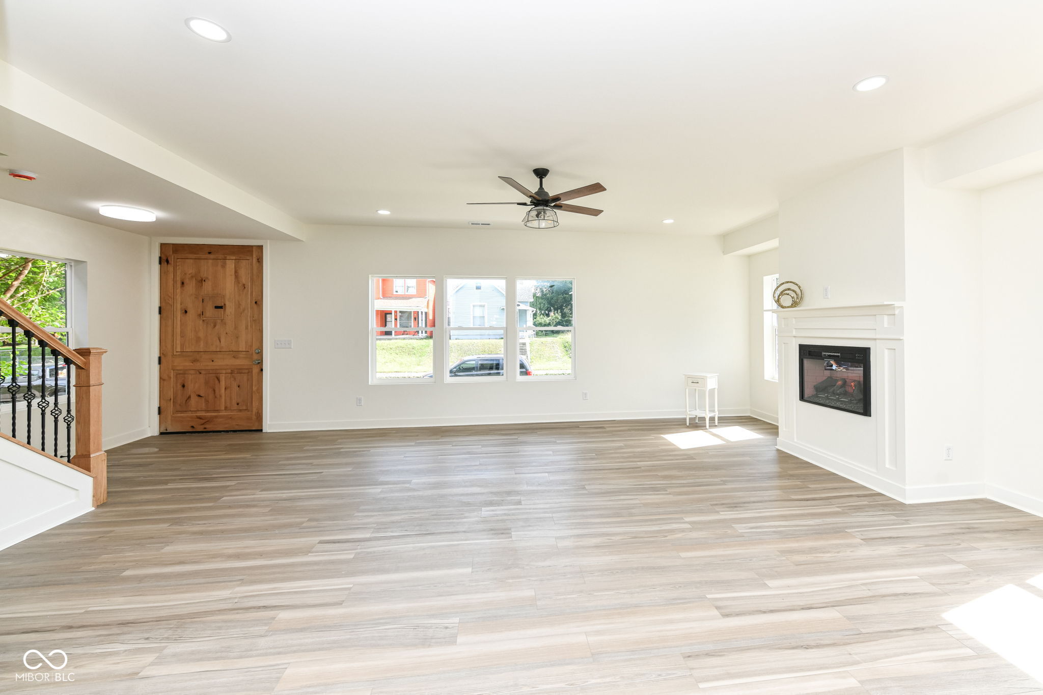 2718 Boulevard Place Indianapolis, IN 46208 - Photo 8 of 45