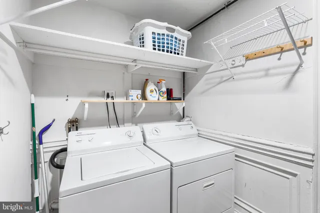 $395,000 | 1033 Spruce Street, Unit 200, Philadelphia, PA 19107