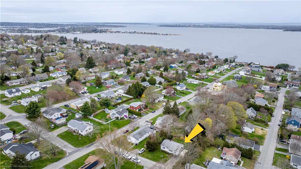 13 Rose Road Tiverton, RI 02878 - Photo 4 of 16