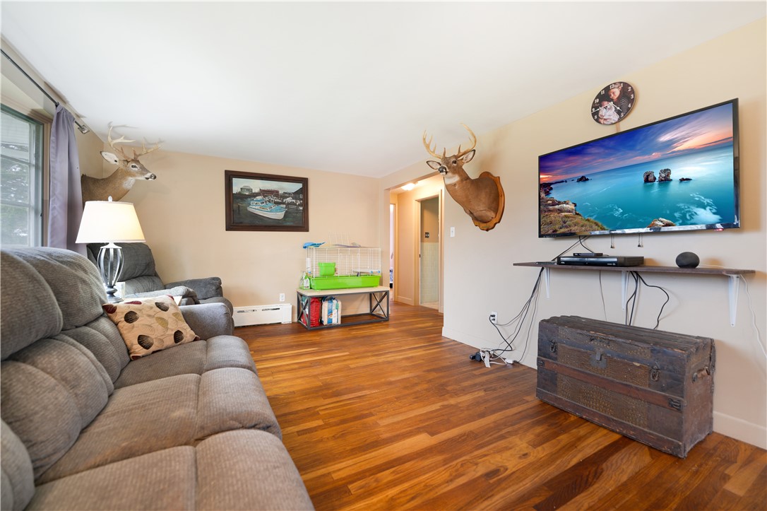 13 Rose Road Tiverton, RI 02878 - Photo 6 of 16