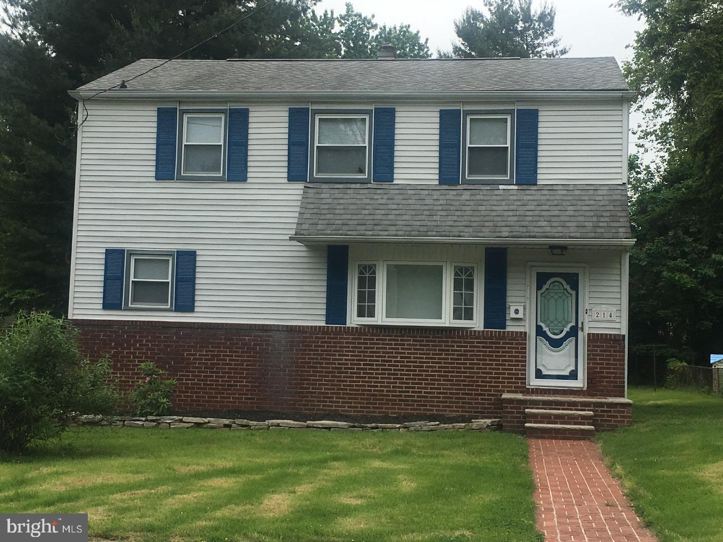 214 West Maple Avenue Lindenwold, NJ 08021 - Photo 2 of 21 Exterior Front