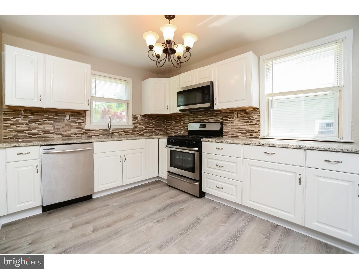 214 West Maple Avenue Lindenwold, NJ 08021 - Photo 6 of 21 Kitchen