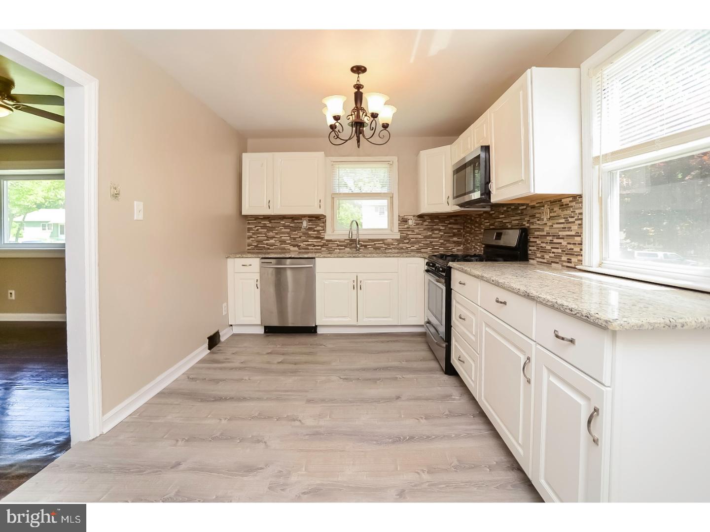 214 West Maple Avenue Lindenwold, NJ 08021 - Photo 8 of 21 Kitchen