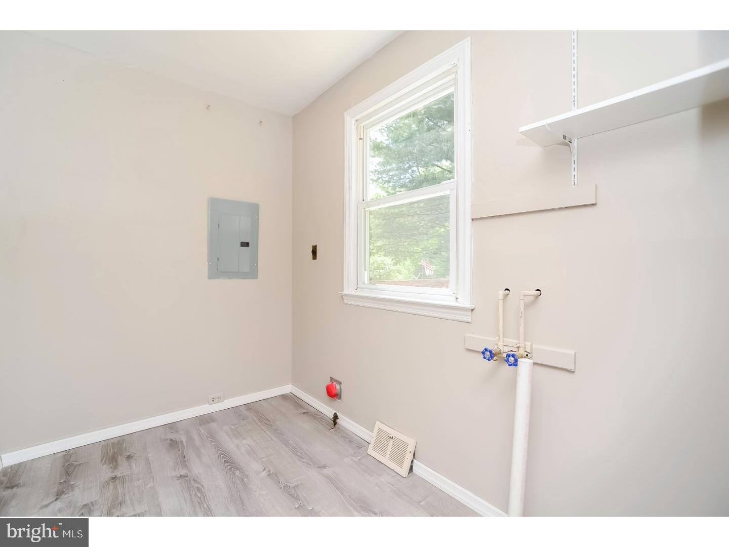 214 West Maple Avenue Lindenwold, NJ 08021 - Photo 10 of 21 Laundry Room