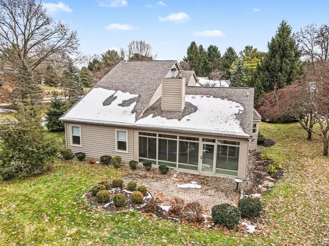 $475,000 | 7795 West St Andrews Circle, Portage, MI 49024