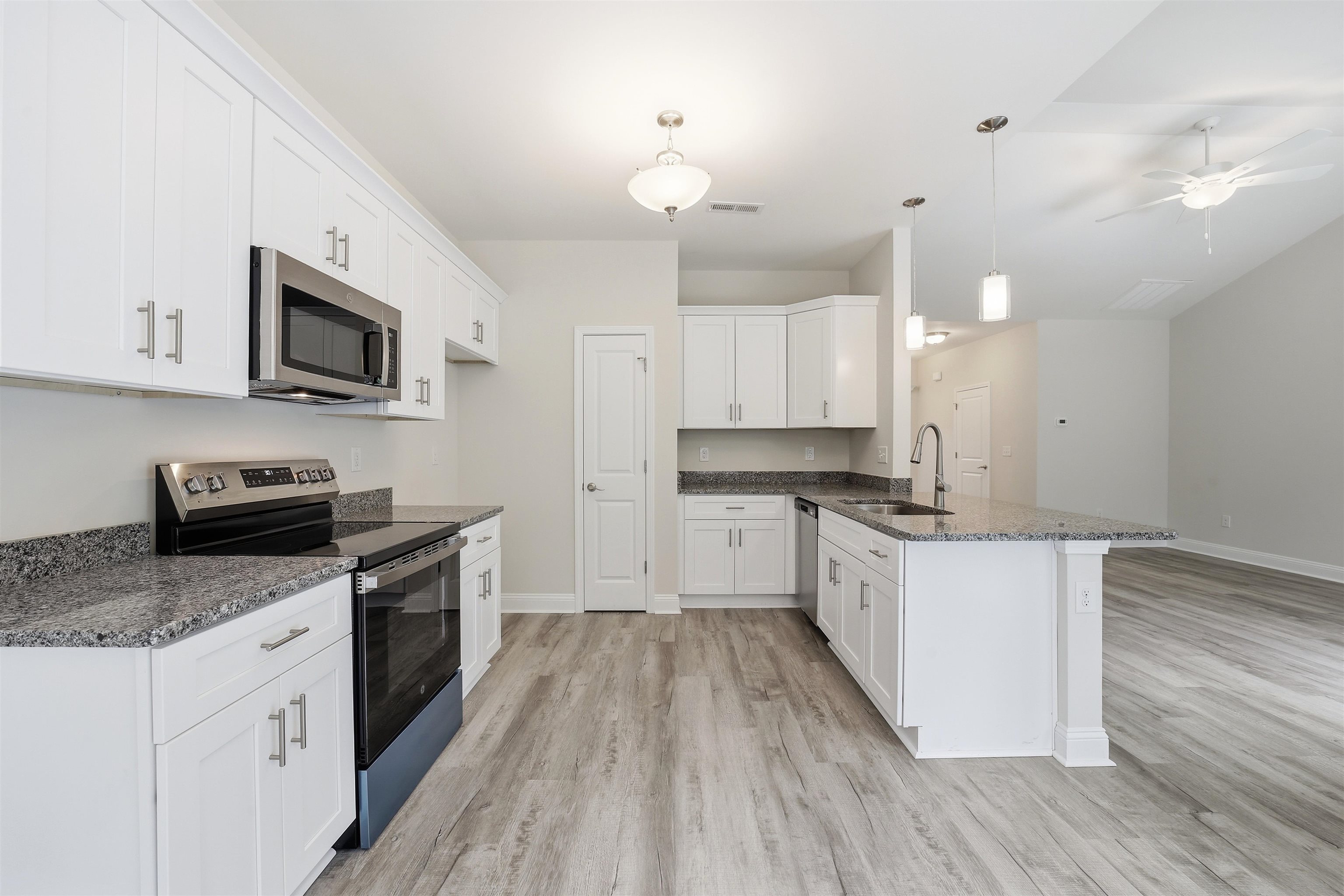 120 Violet Way Loris, SC 29569 - Photo 7 of 41