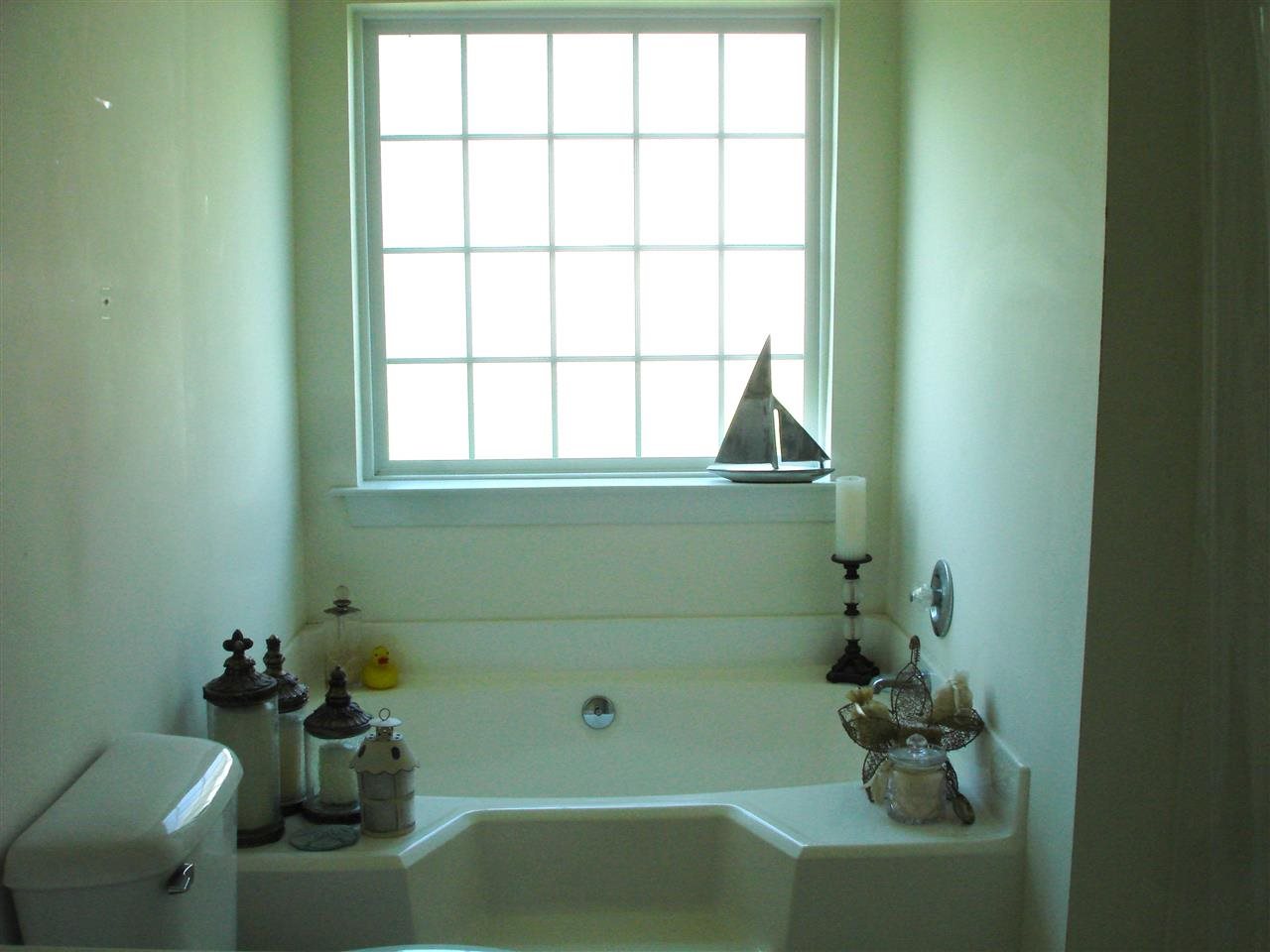 4284 Santolina Way, Unit B Murrells Inlet, SC 29576 - Photo 10 of 16 Gallery Image 10