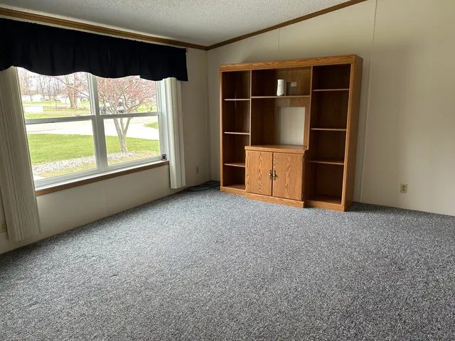 $240,000 | 59178 Nora Drive, Colon, MI 49040