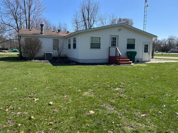 $240,000 | 59178 Nora Drive, Colon, MI 49040