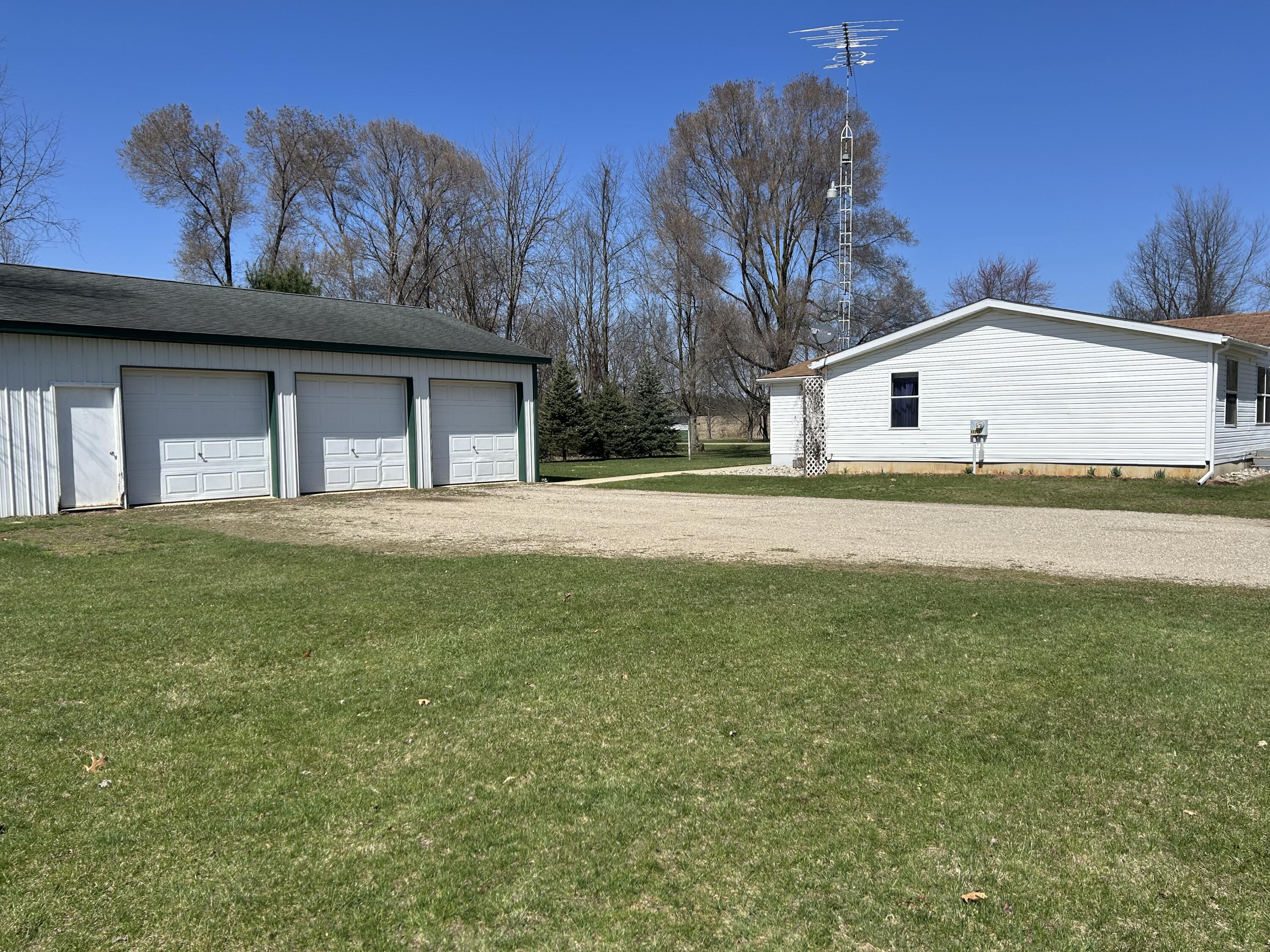 59178 Nora Drive Colon, MI 49040 - Photo 5 of 74 IMG_4897