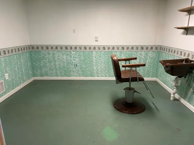 $240,000 | 59178 Nora Drive, Colon, MI 49040