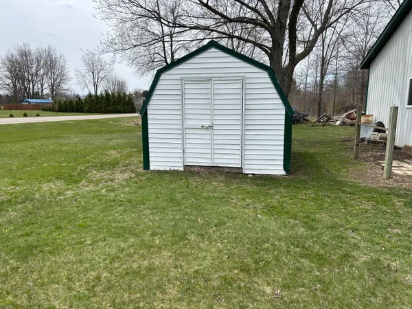 $240,000 | 59178 Nora Drive, Colon, MI 49040