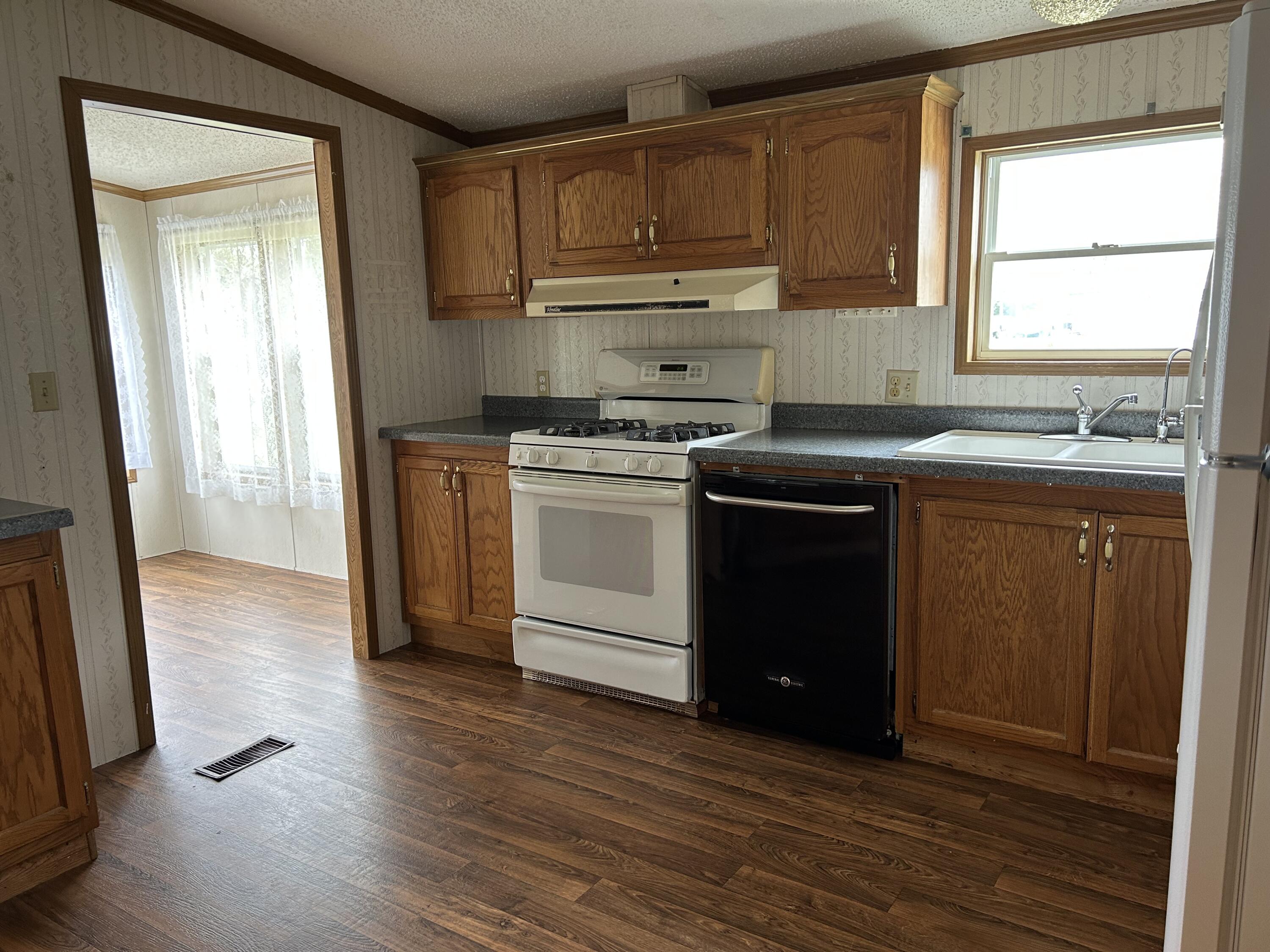 59178 Nora Drive Colon, MI 49040 - Photo 9 of 74 IMG_5015