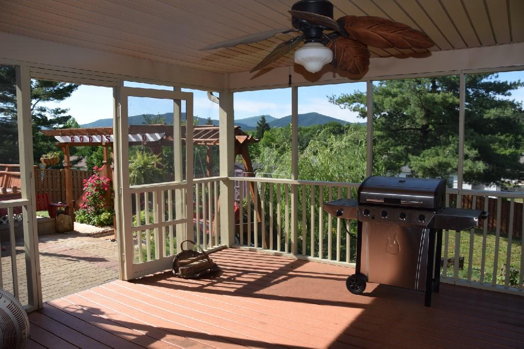 4317 Tellico Road Northwest Roanoke, VA 24017 - Photo 35 of 48 DSC_0026