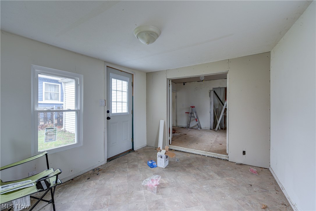 208 Sunset Road Avon Lake, OH 44012 - Photo 31 of 41 Gallery Image 31
