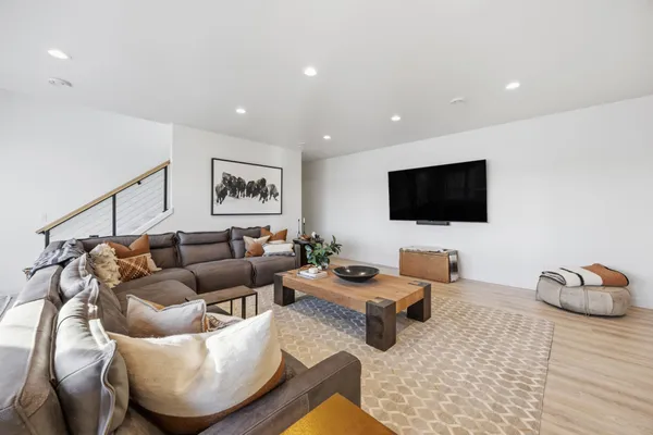 $2,500,000 | 16463 Sugar Island Road, Audubon, MN 56511