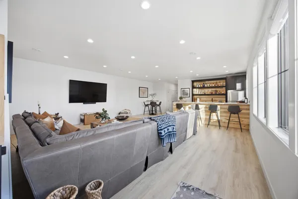 $2,395,000 | 16463 Sugar Island Road, Audubon, MN 56511