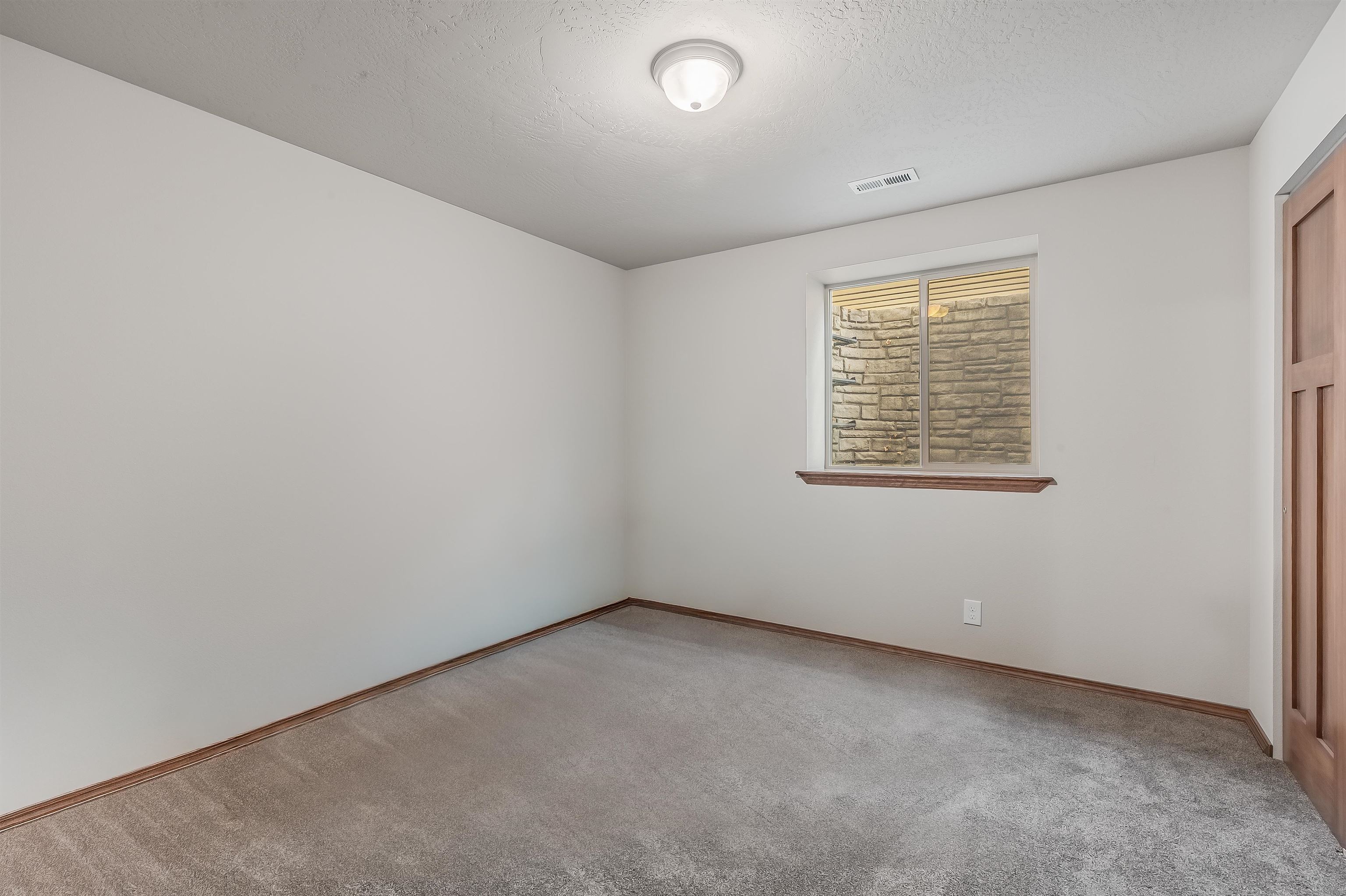 17915 East Daystar Road Spokane Valley, WA 99016 - Photo 35 of 49