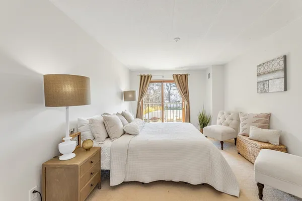 $450,000 | 175 Quincy Shore Drive, Unit B23, Quincy, MA 02171