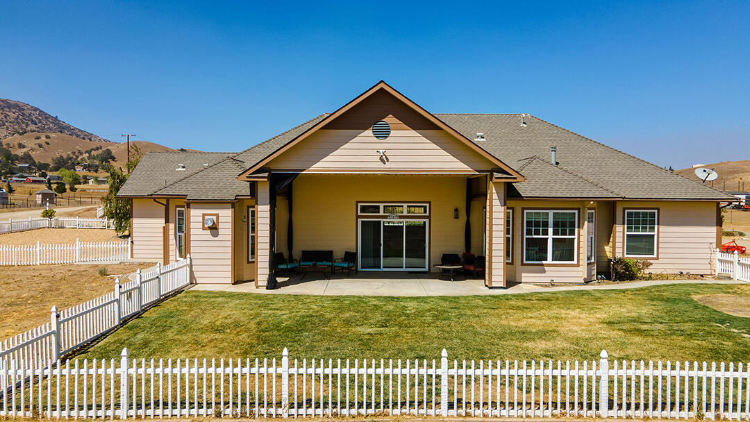 23658 Clover Spring Road Tehachapi, CA 93561 - Photo 11 of 60 DJI_0707
