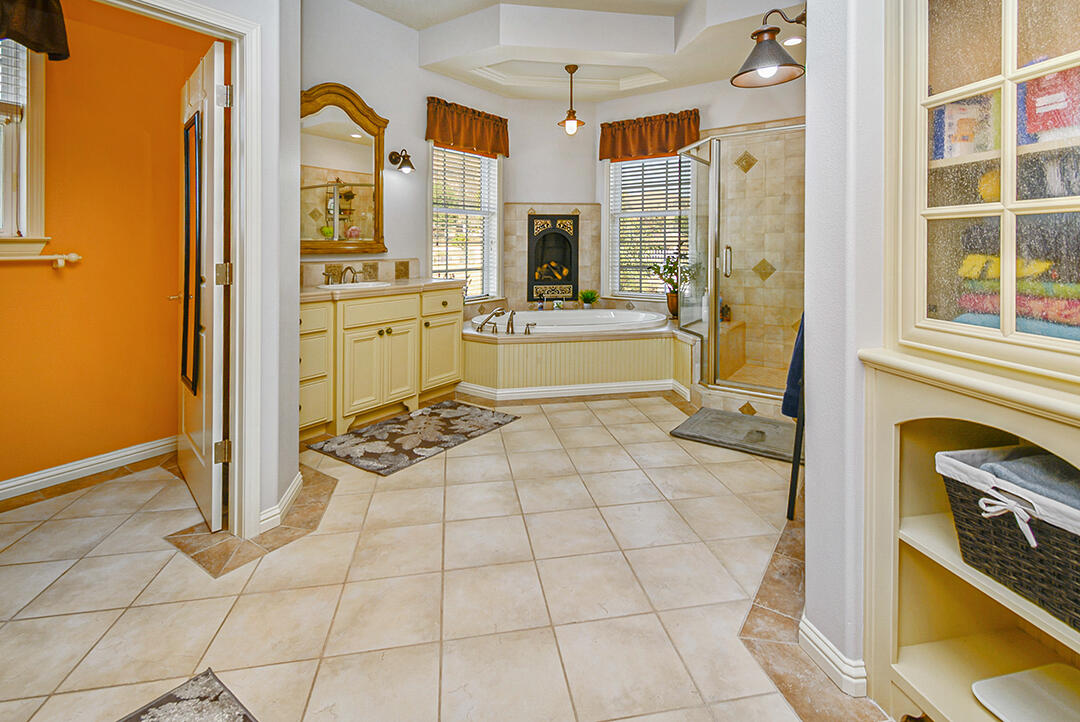 23658 Clover Spring Road Tehachapi, CA 93561 - Photo 16 of 60 dsc_2221-dsc_2223