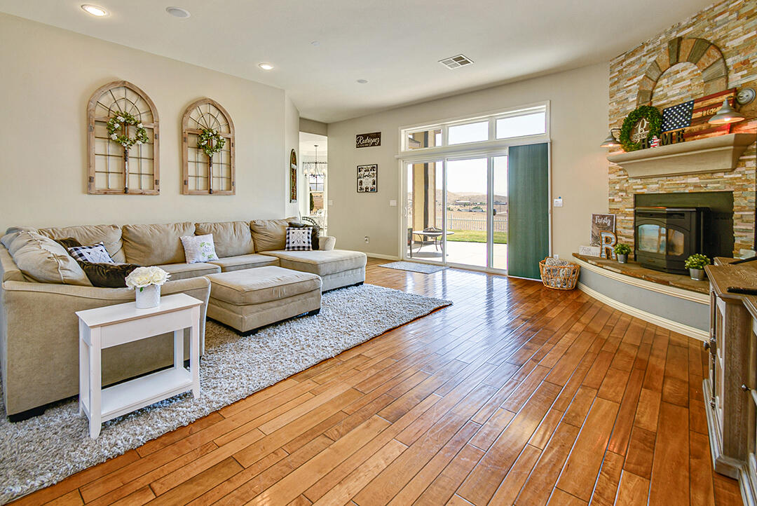 23658 Clover Spring Road Tehachapi, CA 93561 - Photo 28 of 60 dsc_2283-dsc_2286
