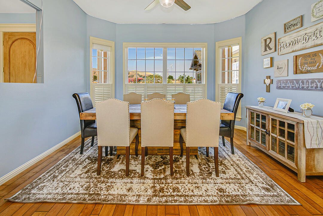 23658 Clover Spring Road Tehachapi, CA 93561 - Photo 33 of 60 dsc_2308-dsc_2312