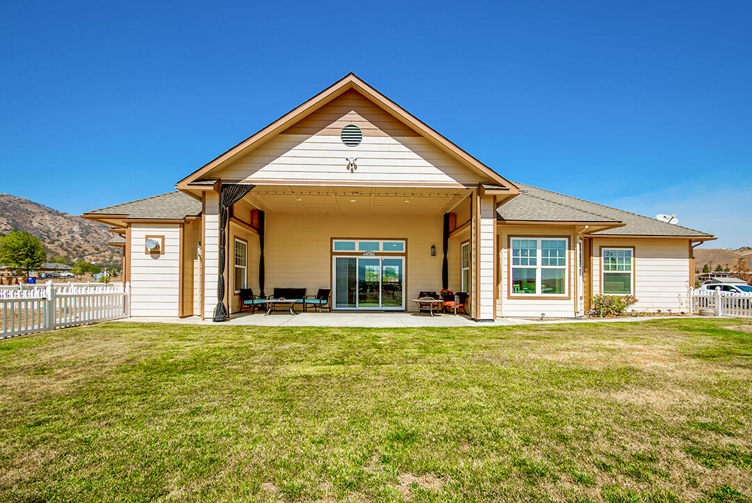 23658 Clover Spring Road Tehachapi, CA 93561 - Photo 54 of 60 DSC_2452-HDR