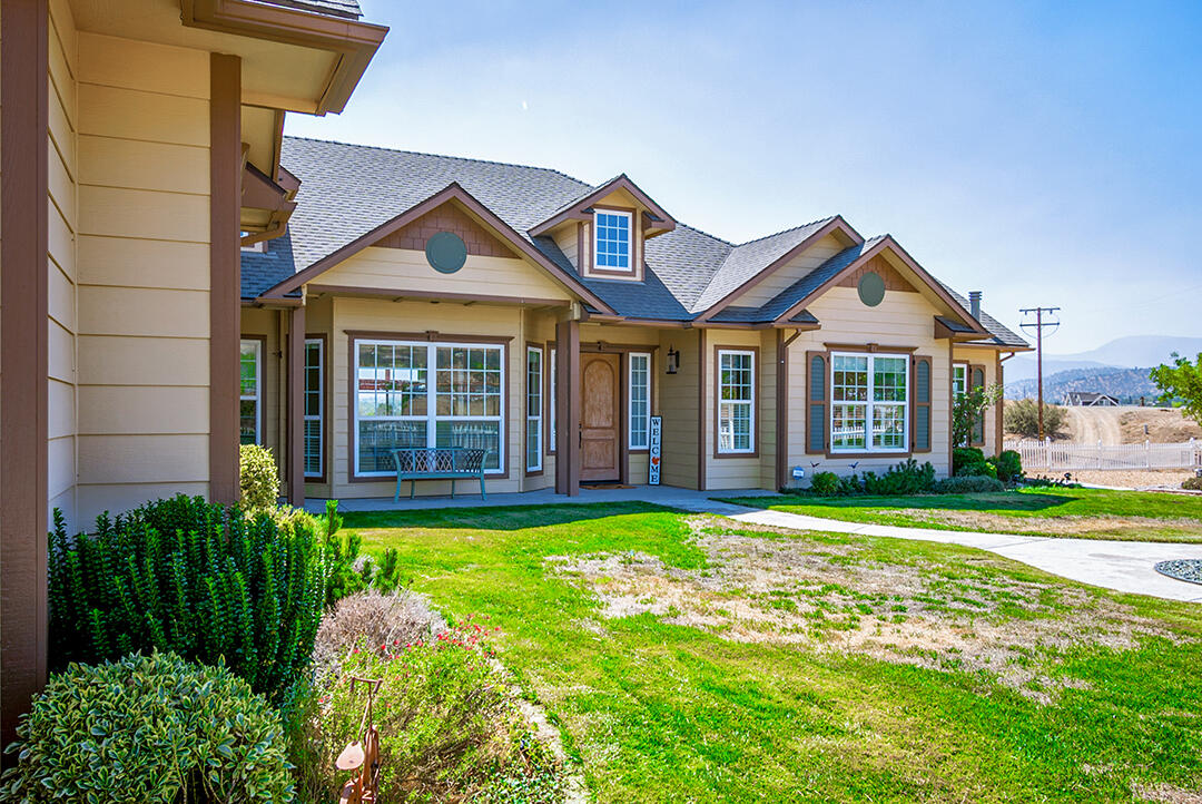 23658 Clover Spring Road Tehachapi, CA 93561 - Photo 56 of 60 DSC_2460-HDR
