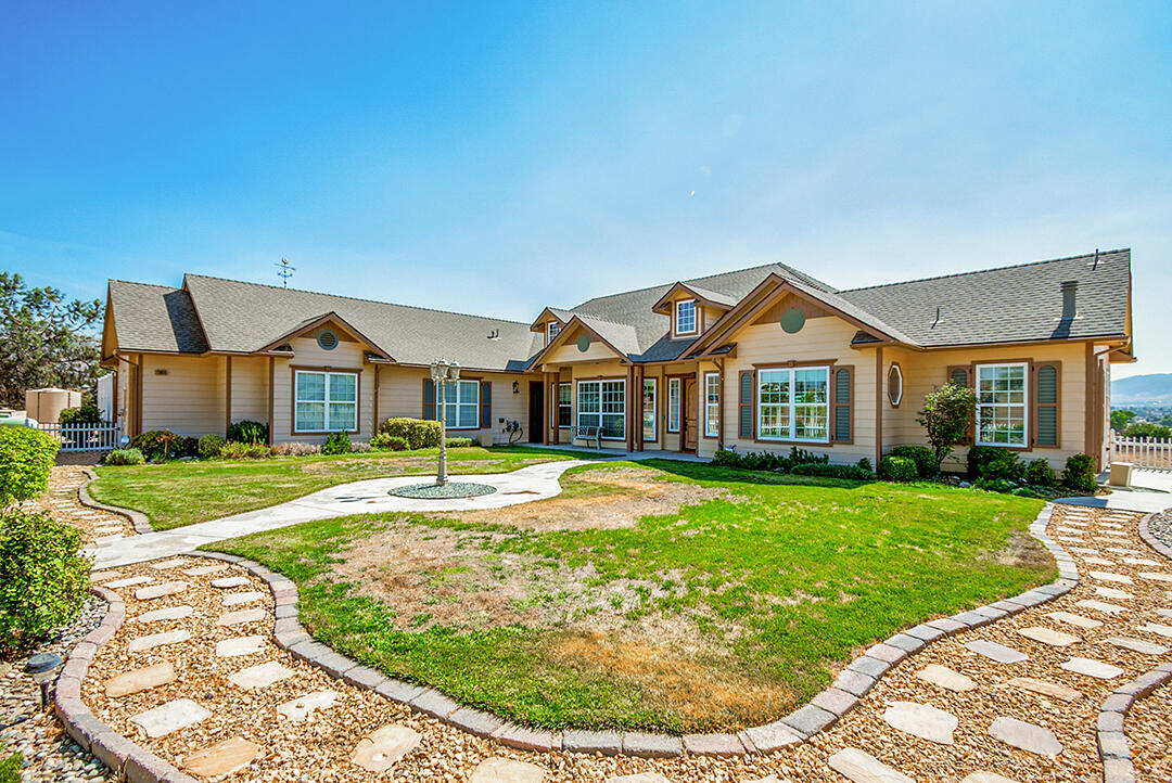 23658 Clover Spring Road Tehachapi, CA 93561 - Photo 58 of 60 DSC_2470-HDR