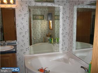 1302 Gibson Road, Unit 138 Bensalem, PA 19020 - Photo 7 of 12 Bedroom - Main